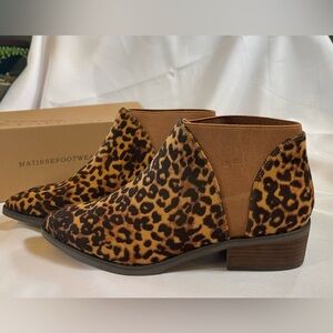 New with box short Matisse by coconuts leopard print booties. Size 8.5